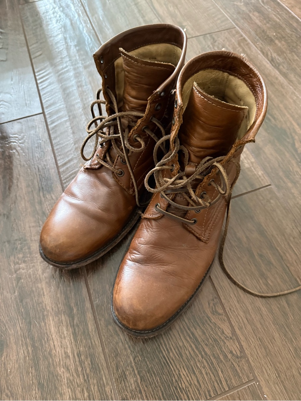 Frye Tyler Boot - Chestnut Brown Leather Lace-Up Boots